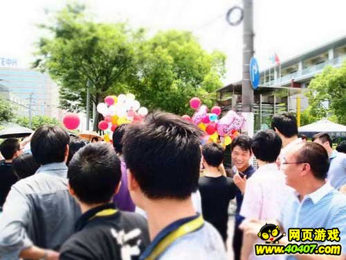 《传世无双》推宅男关爱计划 女神送吻场面火