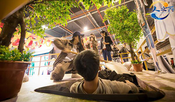 冯宝宝又埋人了!《一人之下手游》引爆广州YA